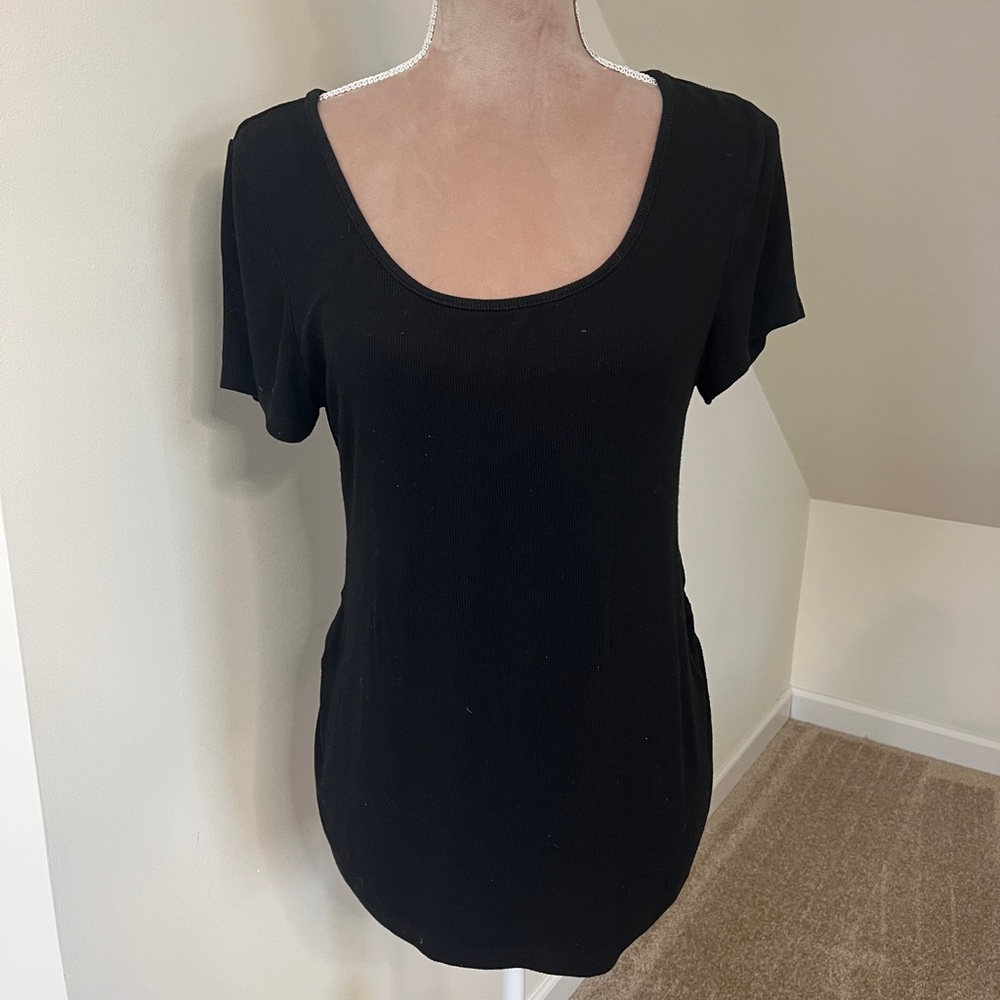 Maternity Size Large Full Length Scoop Neck Super Stretchy Black T-Shirt